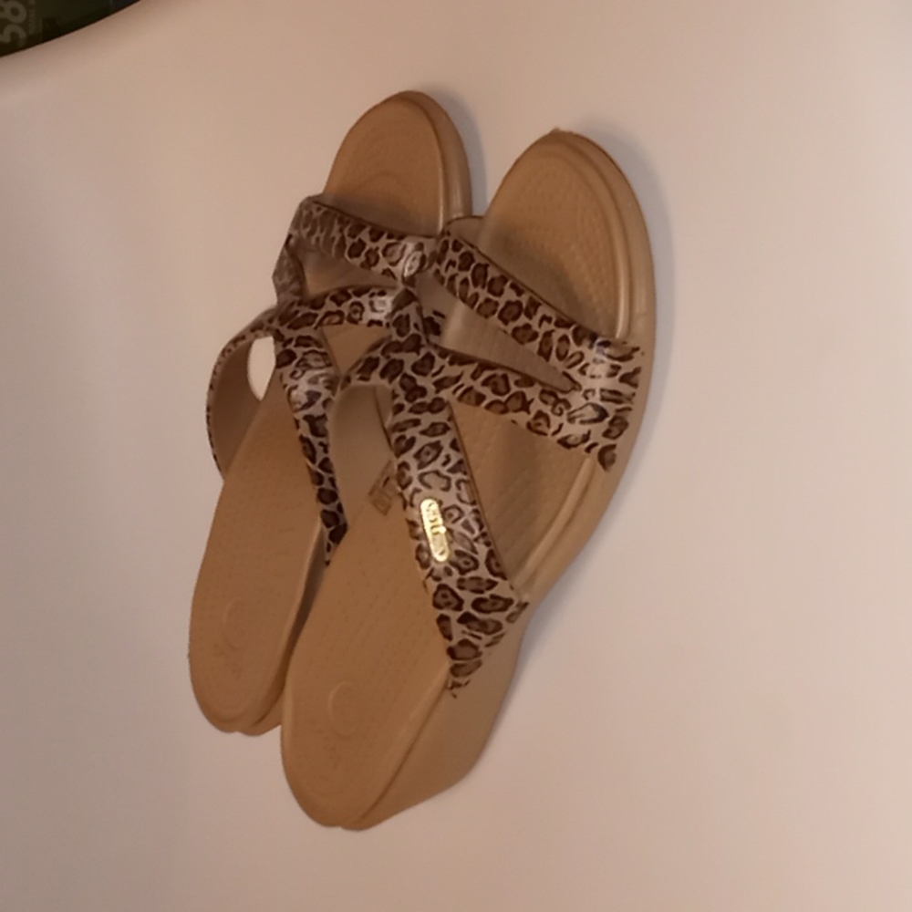 Brand new crocs sandals
